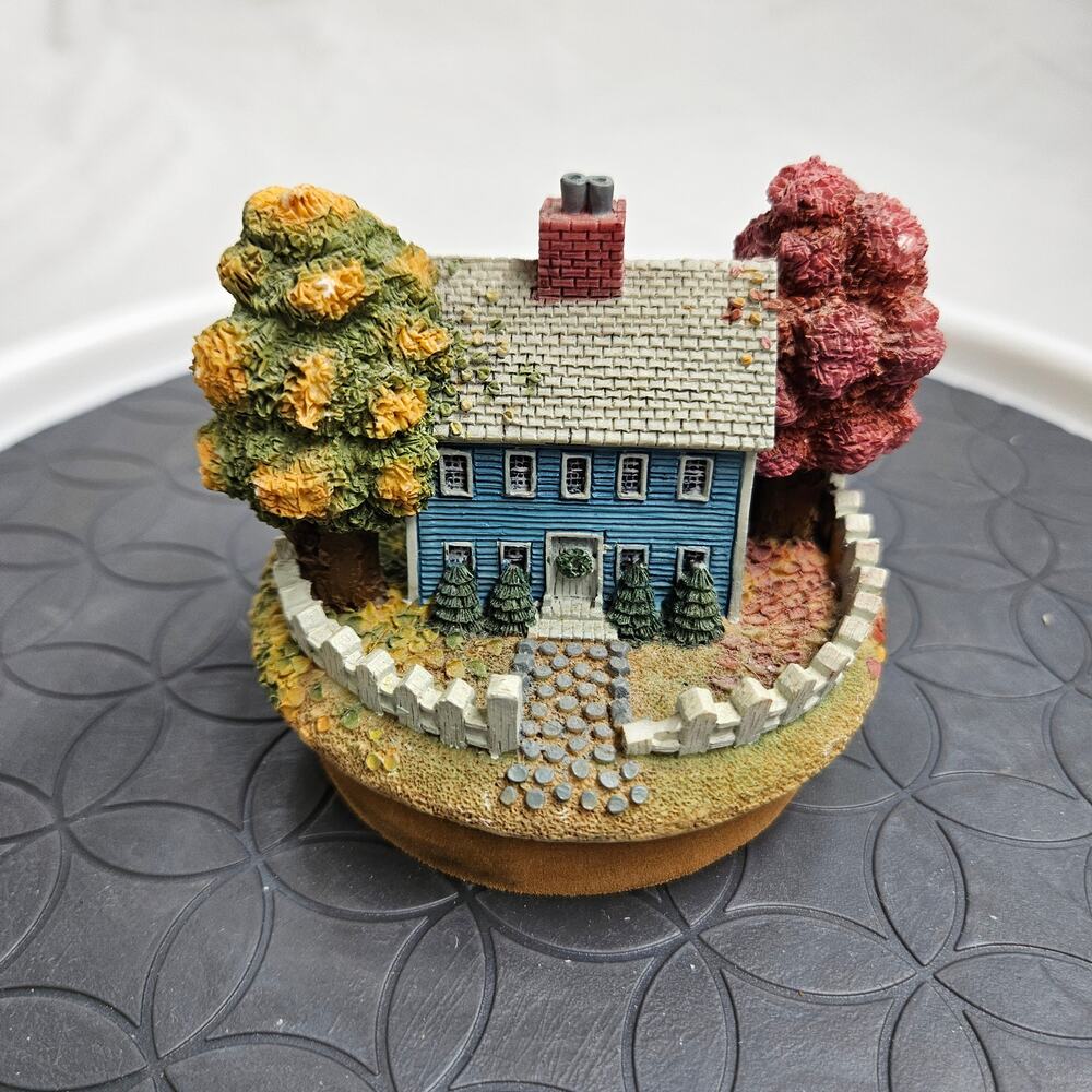 Vintage Our American Candle Topper, House, Yankee Candle